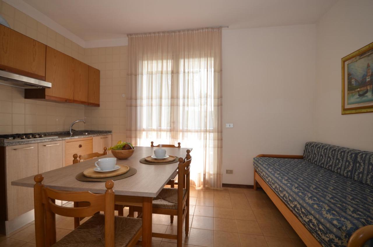 Appartamenti Sirio Via Pesci 6,8,14 Bibione Luaran gambar
